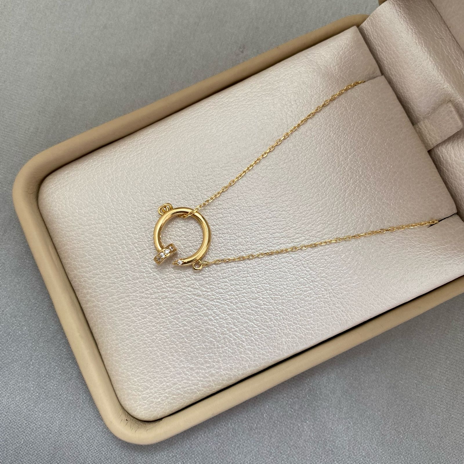 Pulso It clavo central graduable a 18cm Oro amarillo 18k +4 / 2,15 Gr / 1,5 mm / 16,5 Cm